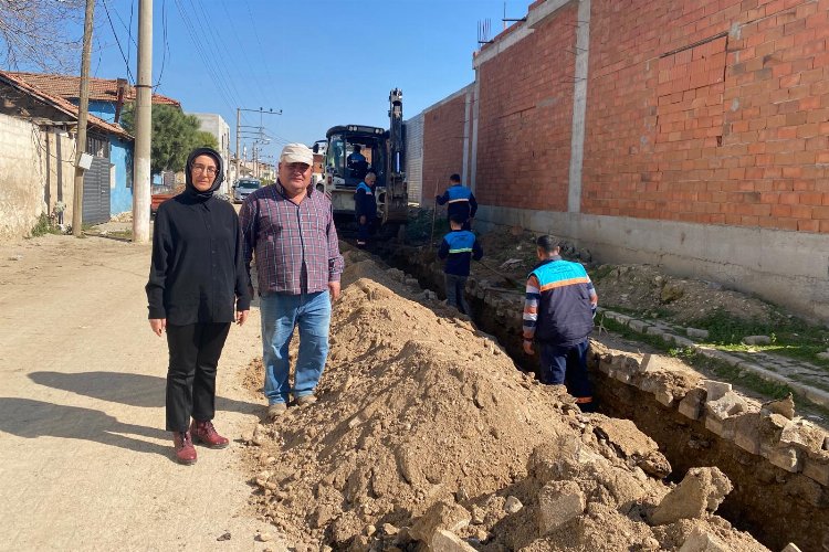 Manisa Kargın Mahallesinde yağmur suyu hattı çalışması -