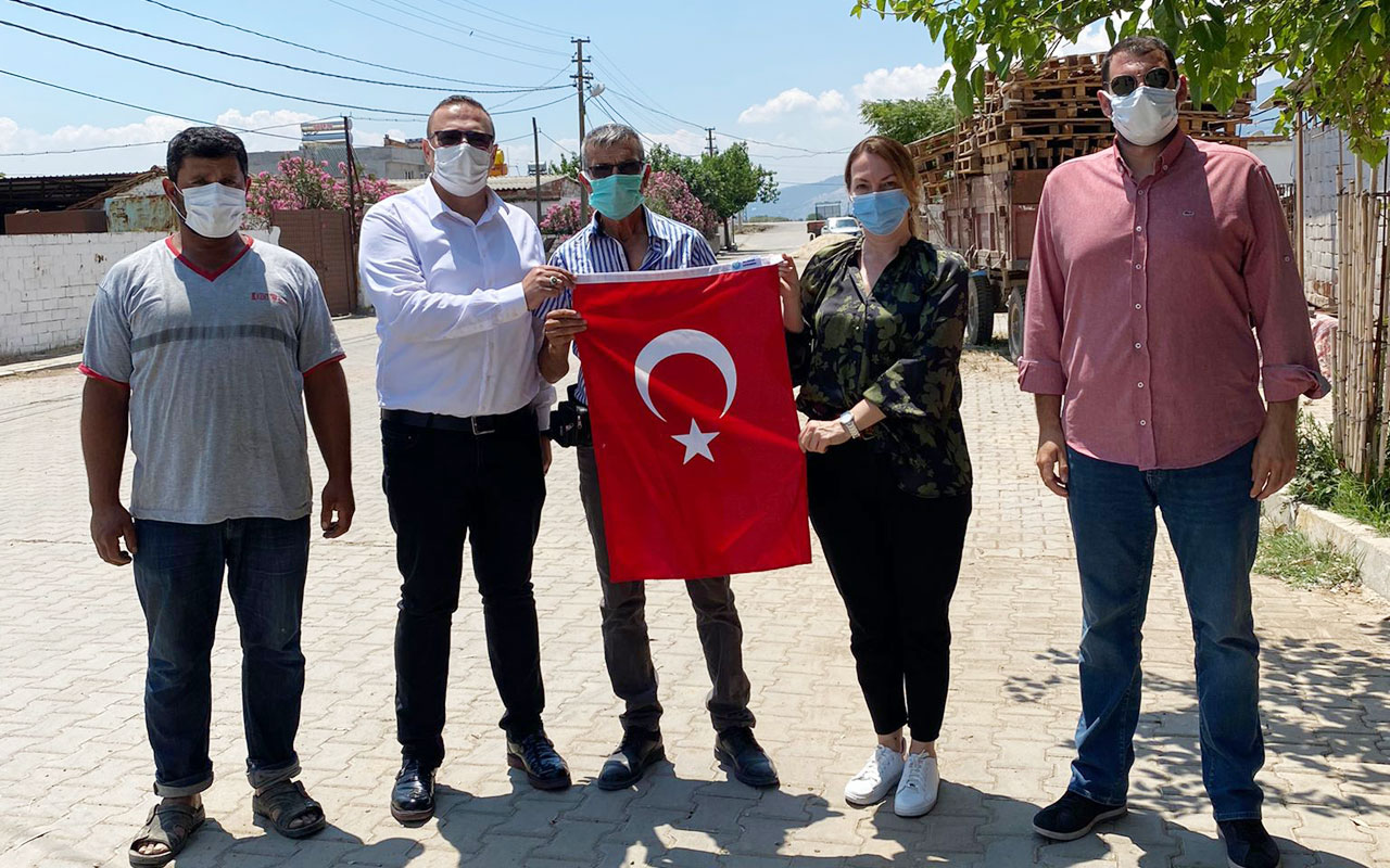 Manisa Şehzadeler’de yeni seçilen muhtarlara ‘hayırlı olsun’ ziyareti