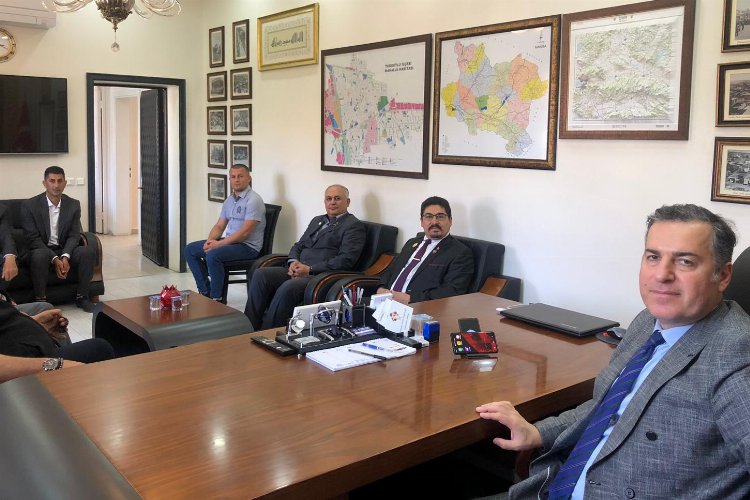 Manisa Turgutlu'da şehit ailelerinden Kaymakam'a ziyaret -