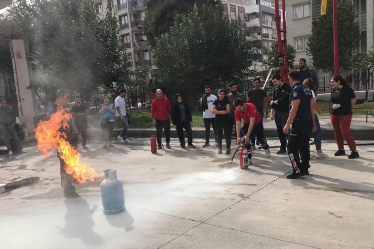 Manisa UMKE'den 'sağlıklı' yangın eğitimi -