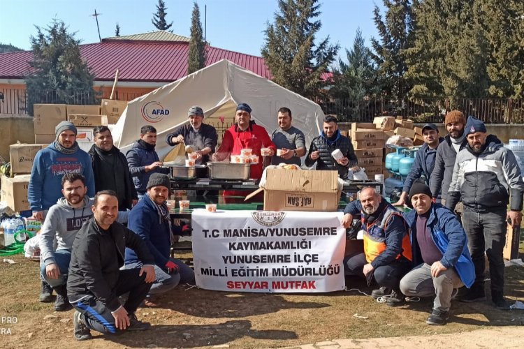 Manisa Yunusemre'de okullar deprem bölgeleri için seferber oldu -