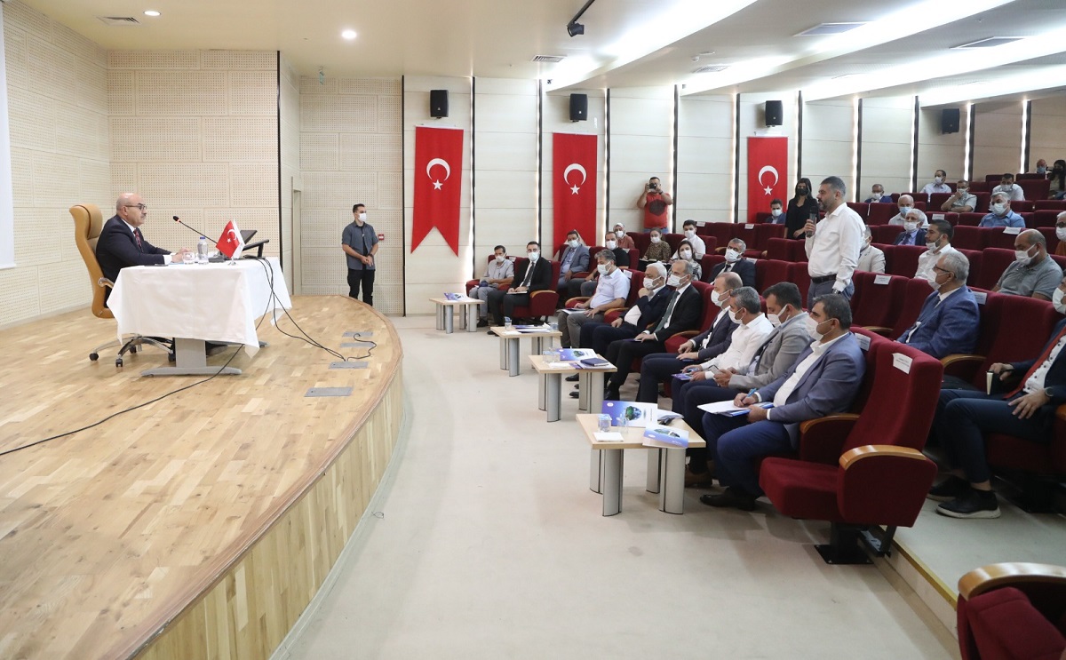 Mardin Valisi Mahmut Demirtaş icraatları değerlendirdi