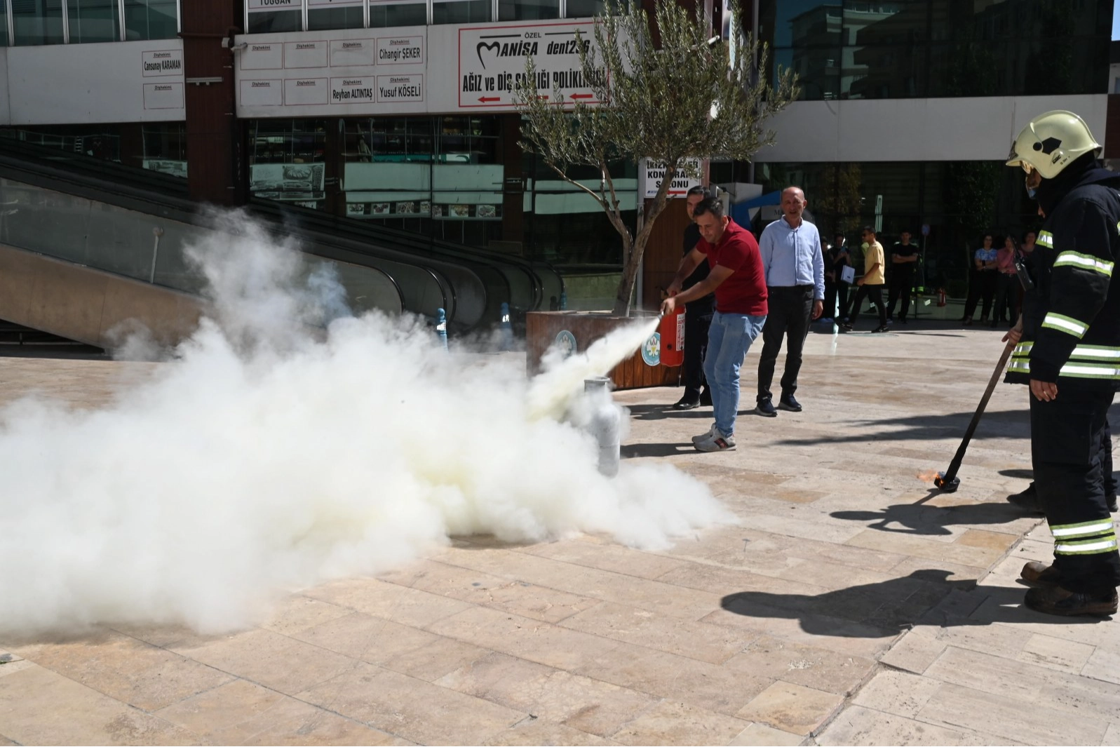 MASKİ’de gerçeği aratmayan yangın tatbikatı -