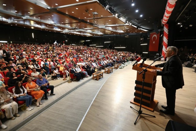 Memduh Büyükkılıç'tan 'Gesi Bağları' şov -