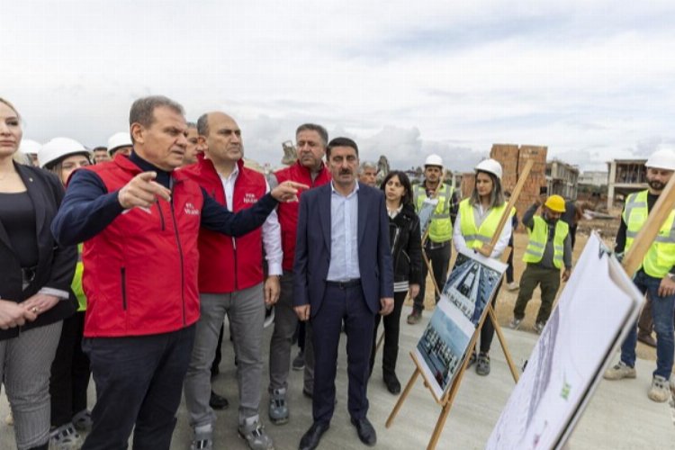 Mersin'de çalışmalar yerinde inceleniyor -