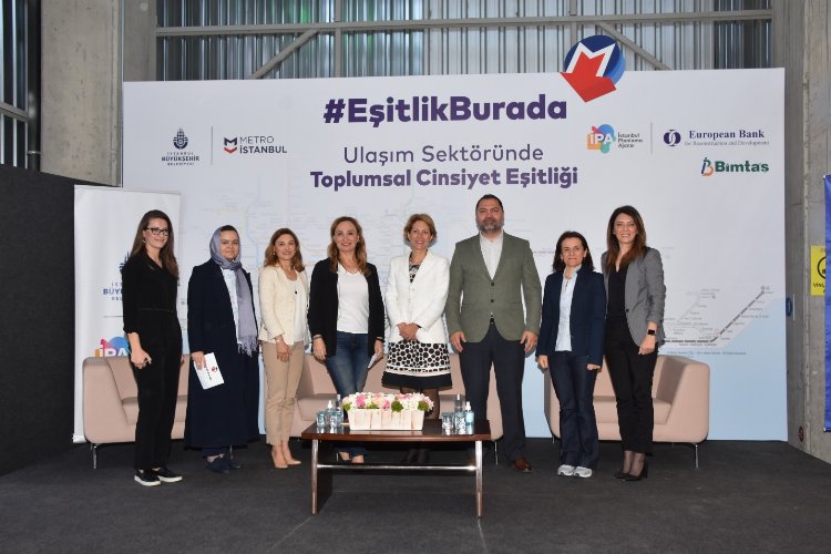 Metro İstanbul 'Eşitlik Burada' diyor -