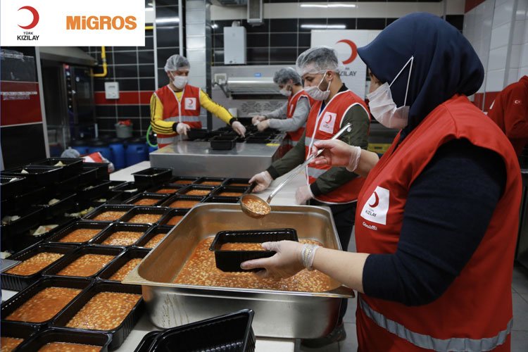 Migros, Türk Kızılay ile sofra kuruyor -