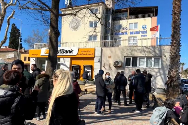 Mudanya Belediyesi’ne isyan etti, açlık grevine başladı -