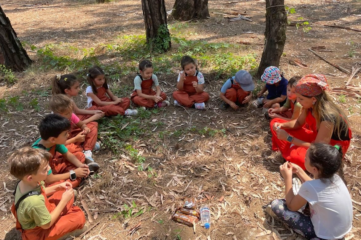 Muğla'da minikler Tıbbi Bitkiler Koleksiyon Bahçesini ziyaret etti -