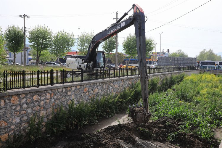 Muğla dereleri temizlemeye devam ediyor -