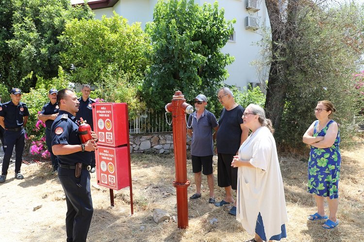 Muğla İtfaiyesi'nden Şövalye'ye eğitim -