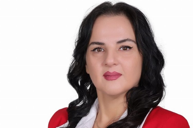 N.Ebru Sakallı Küçükkuyu'yu yeniden inşa edecek! -