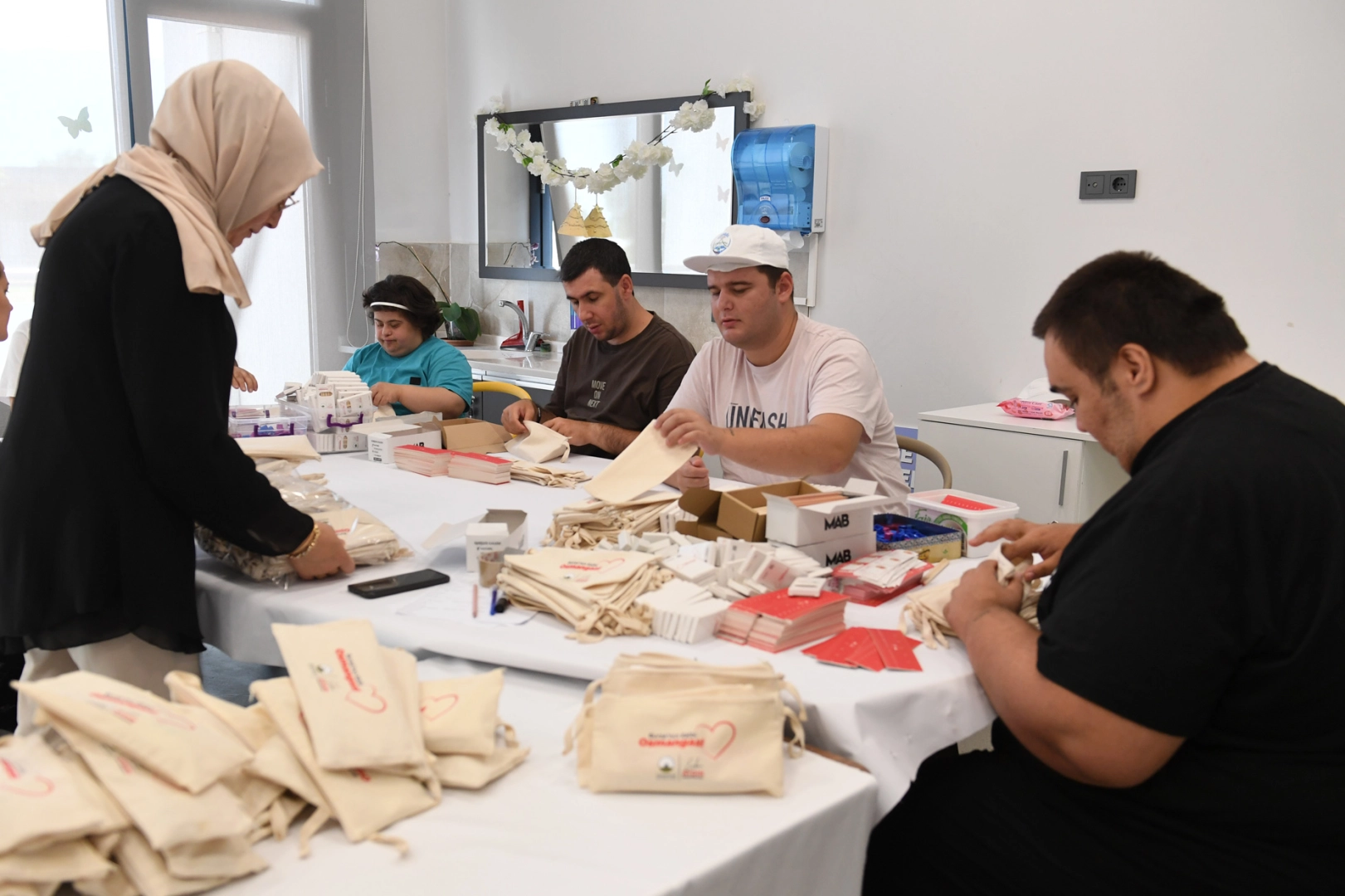 OBAM’da hazırlanan 2 bin kalem kutu öğrencilere dağıtılacak -