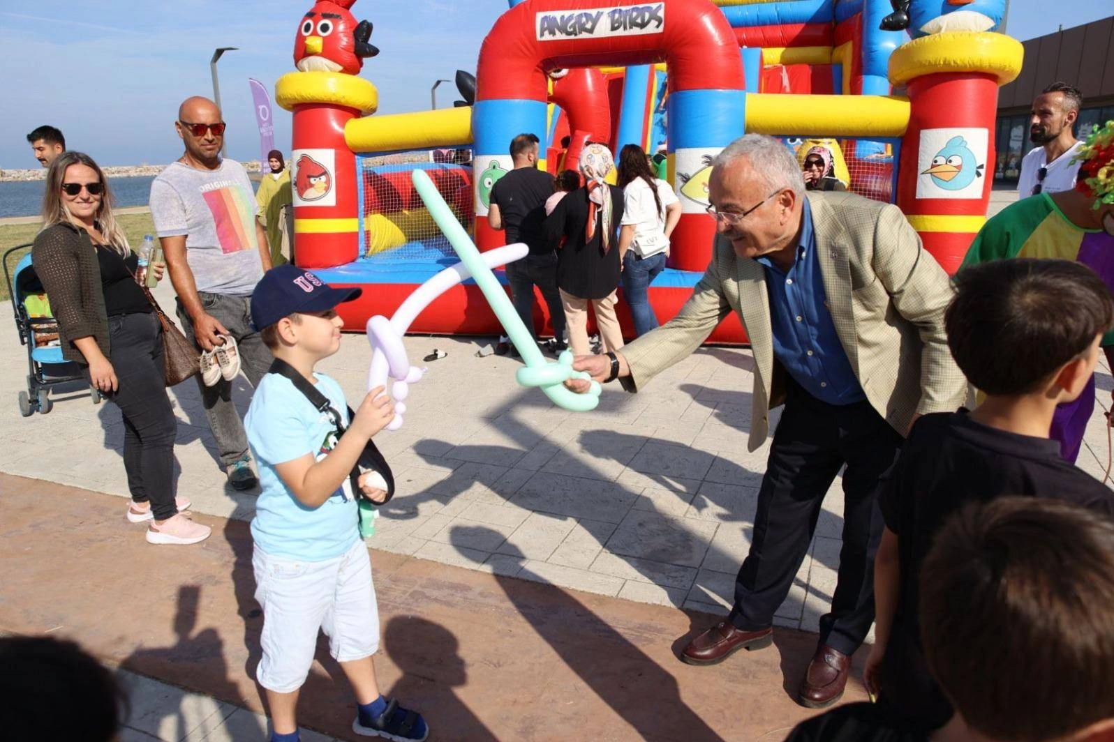 “Parklarda hayat var” programının durağı marino port oldu -