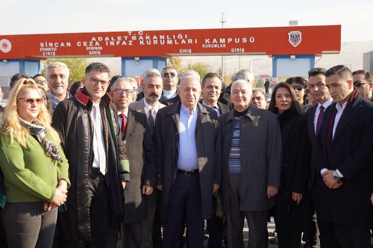 Prof. Dr. Özdağ'dan tutuklu gazetecilere destek açıklaması -