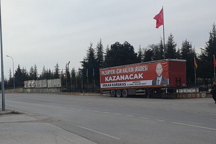 Reklamın iyisi kötüsü olmaz! Bağımsız adayın reklam TIR'ı gündem oldu -