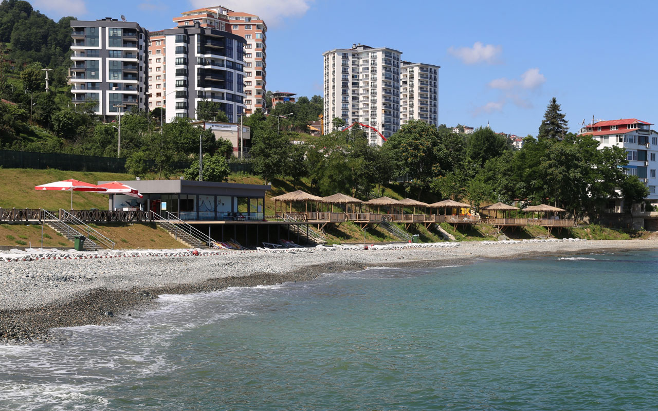 Rize’de Kadınlar Plajı sezonu açtı