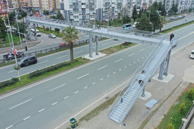 Rize'de otogar kavşağına yeni üst geçit -