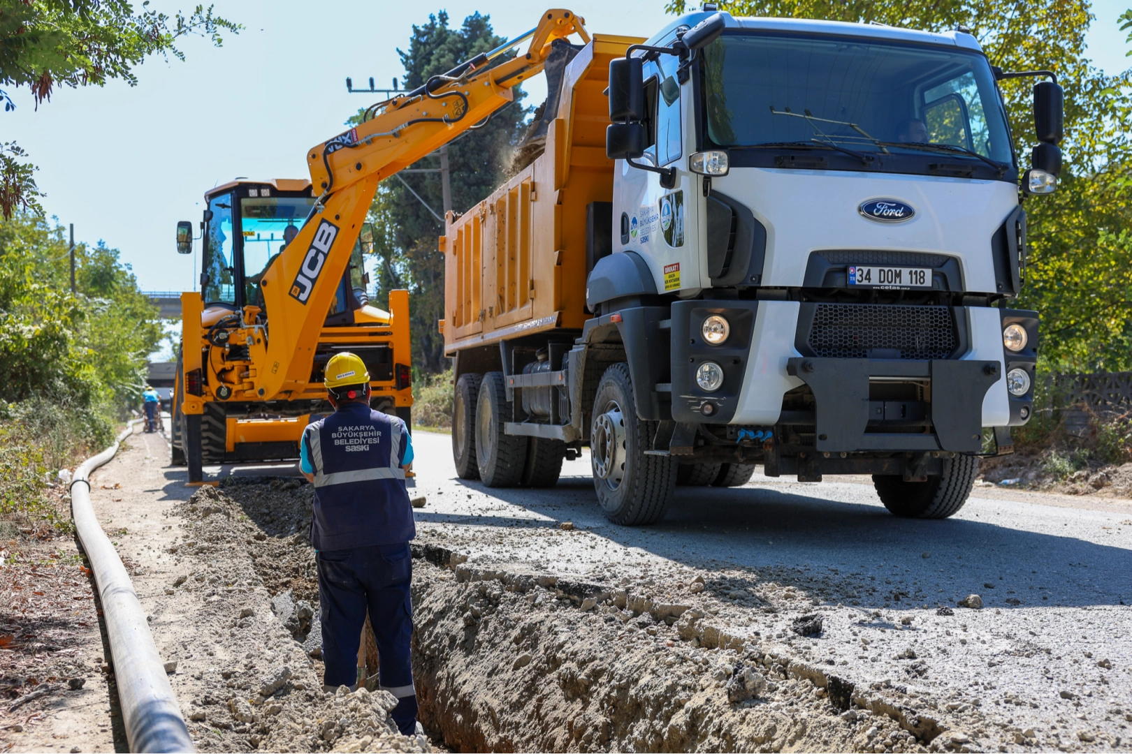 Sakarya Büyükşehir 4 mahallenin içme suyunu sondajla yerin altından çıkardı -