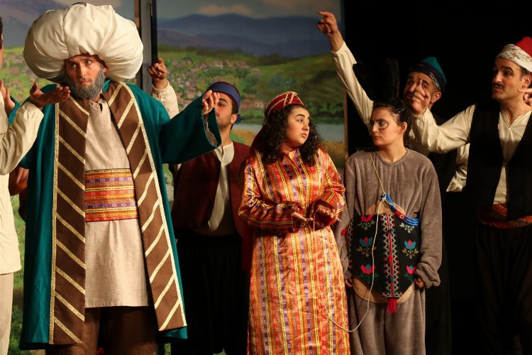 Sakarya'da ‘Nasreddin Dede’ oyununa yoğun ilgi -