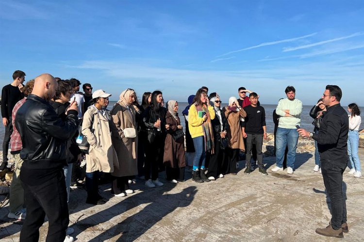 Sakarya'da üniversiteli öğrenciler şehrin güzelliklerini keşfetti -