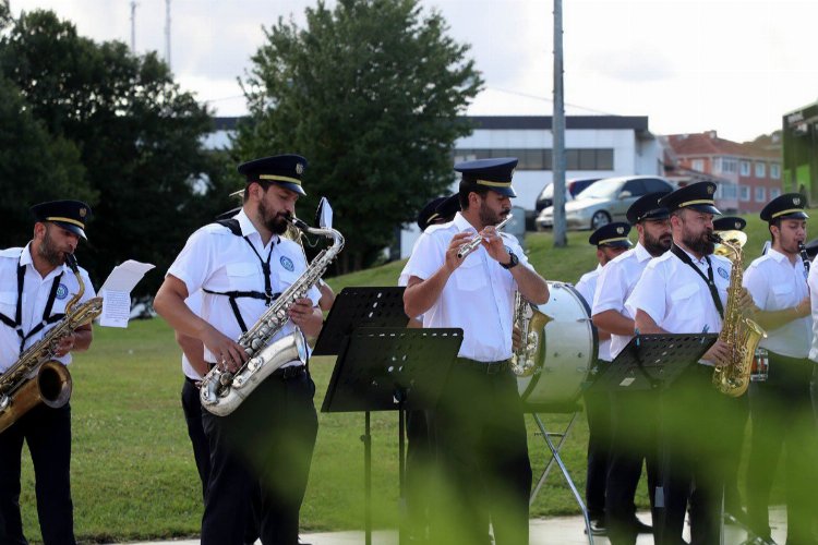 Sakarya Kent Orkestrası Yenkent'i neşelendirdi -