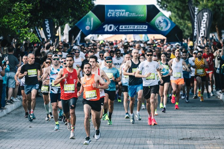 Salomon Çeşme Yarı Maratonu koşuldu -