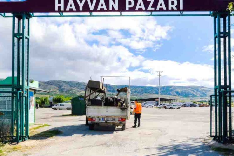 Şap, bir ilde daha hayvan pazarını kapattı -