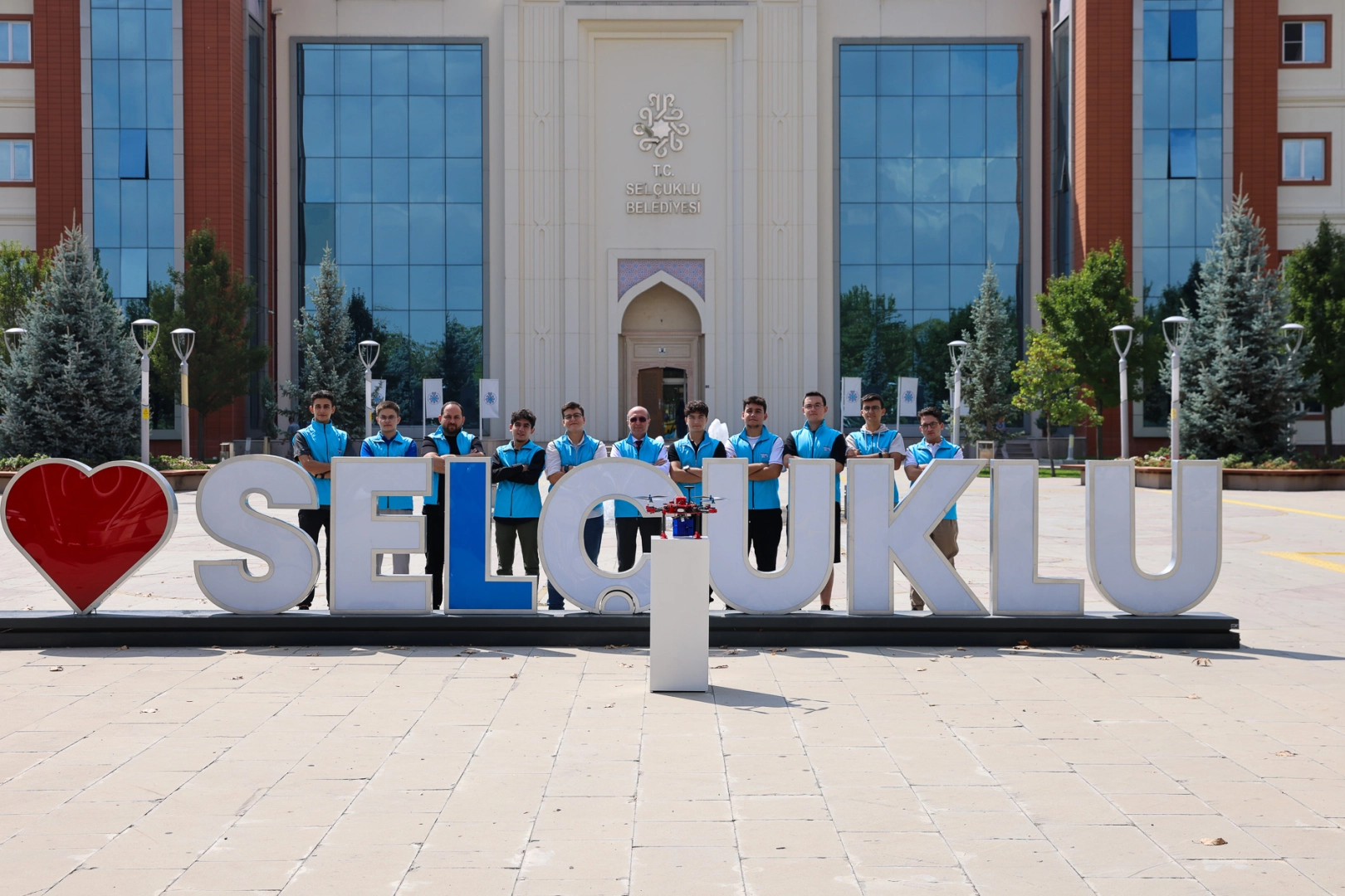 SARGE İHA takımından Başkan Pekyatırmacı’ya ziyaret -