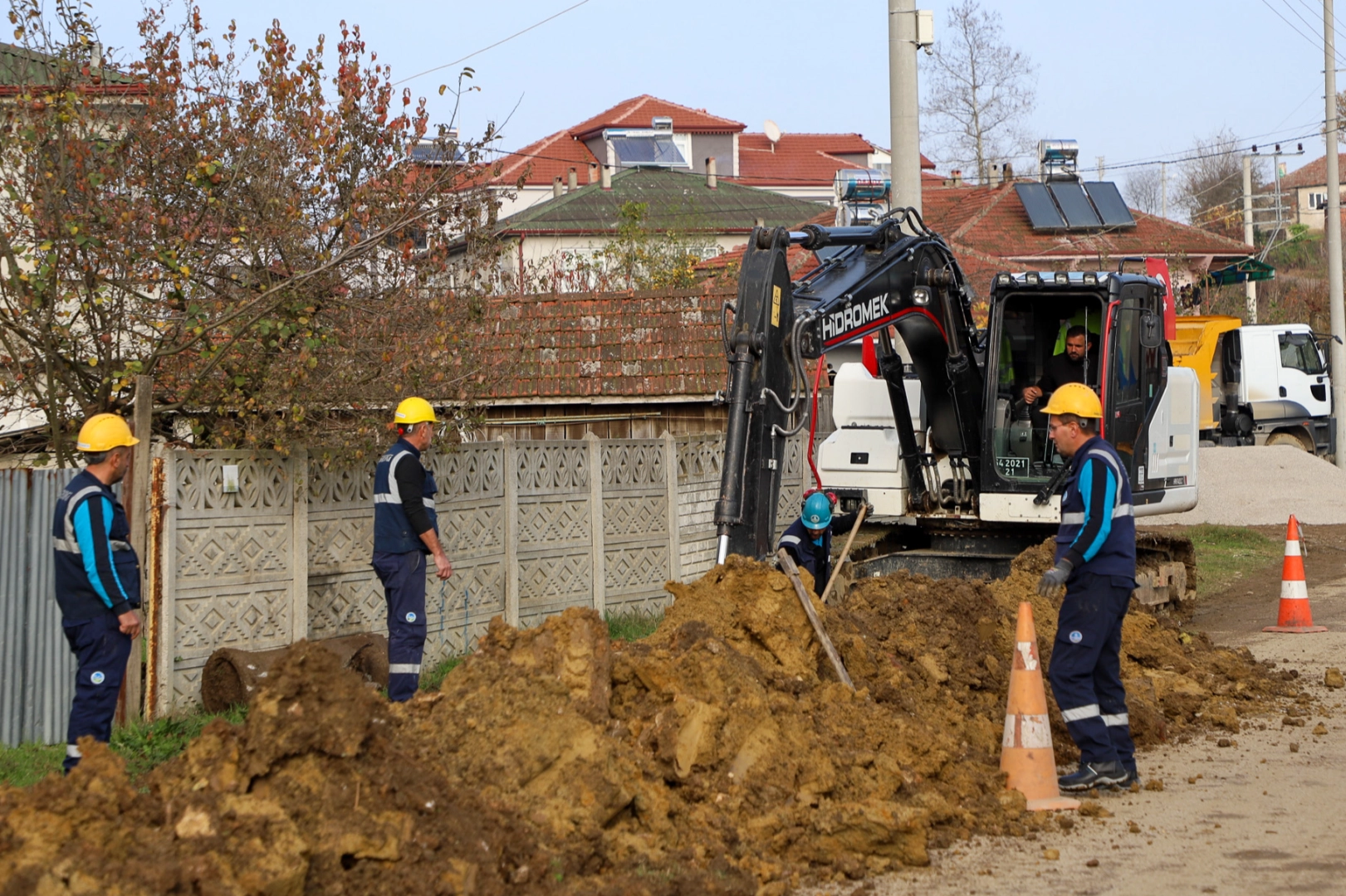 SASKİ, 2 bin 500 metrelik içme suyu hattı yenileniyor -