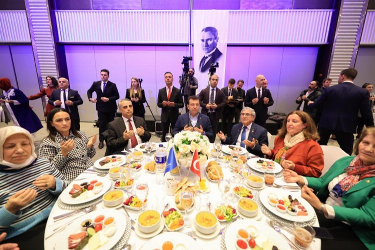 Şehit ve gazi yakınları iftarda buluştu -