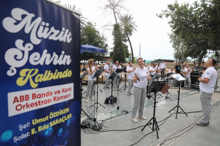 Şehrin kalbinde müzik keyfi -