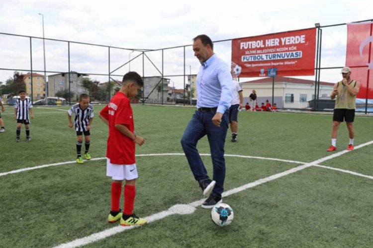 Silivri'de Gümüşyaka Spor Tesisleri'ne turnuvalı açılış -