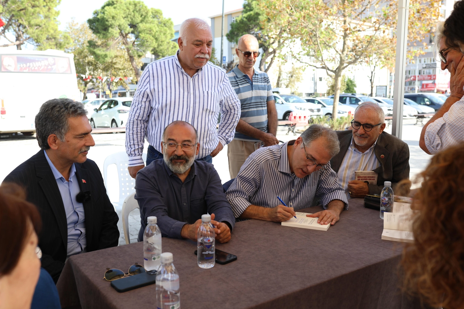 Sıra dışı yaşam öyküsü Bursa Gemlik'te okurla buluştu -