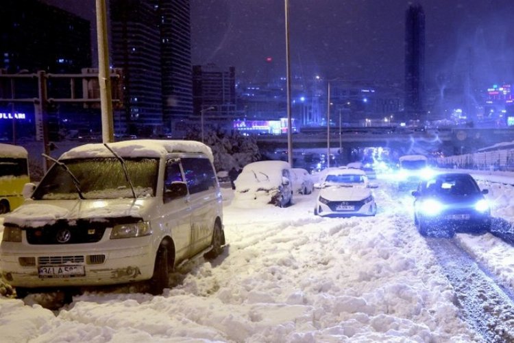 İstanbul'da kar seferberliği -