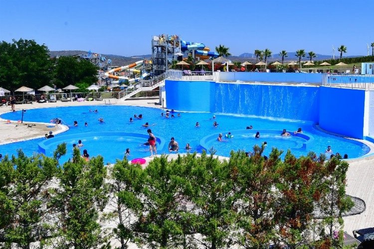 Tatilcilerin tercihi aquaparklar -