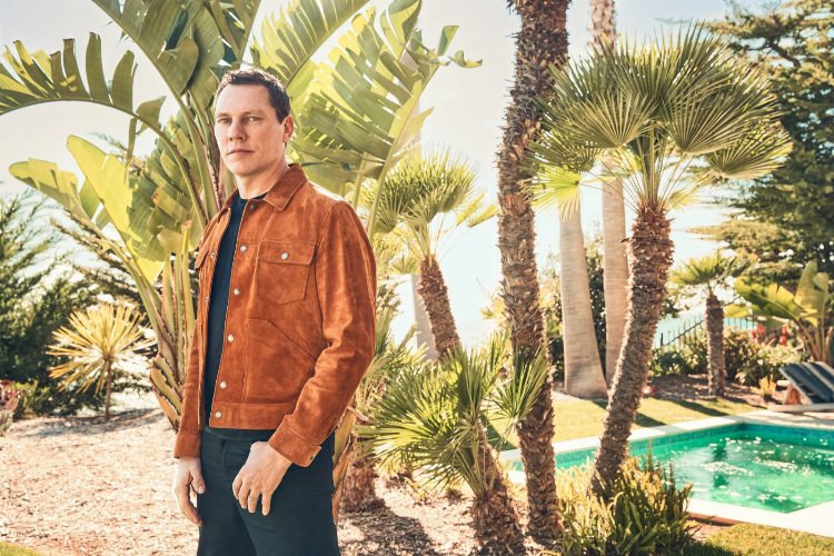 Tiesto 2 milyonu geçti -