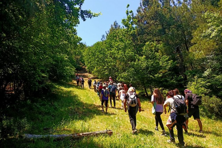 Trakya Üniversitesi ve Sardos Gençlik yürüyüş yaptı -