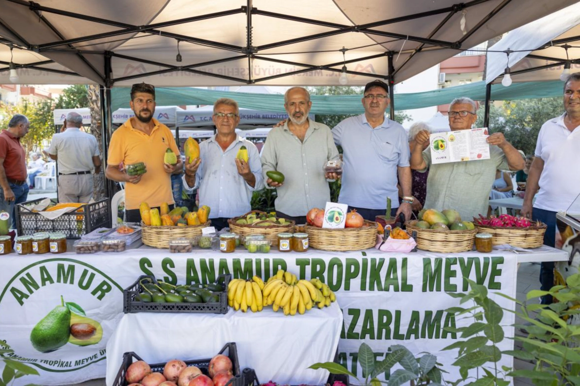 Tropikal Meyve Şenliği coşkusu -