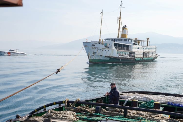 Turan Emeksiz Vapuru evine döndü -