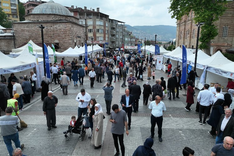 Türk mutfağı, Bursa'da tarihi meydana taşındı -