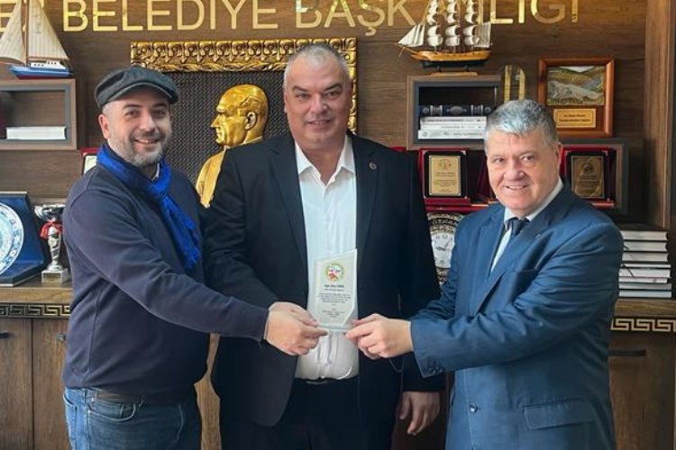 TYBB Edirne Şubesi’nden Özkan Günenç’e teşekkür plaketi -