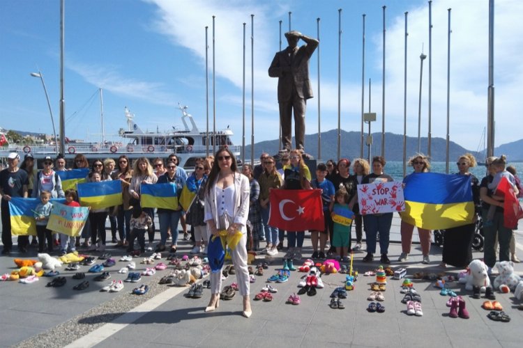 Ukrayna'daki savaşın acısı Muğla Marmaris'te yaşanıyor -