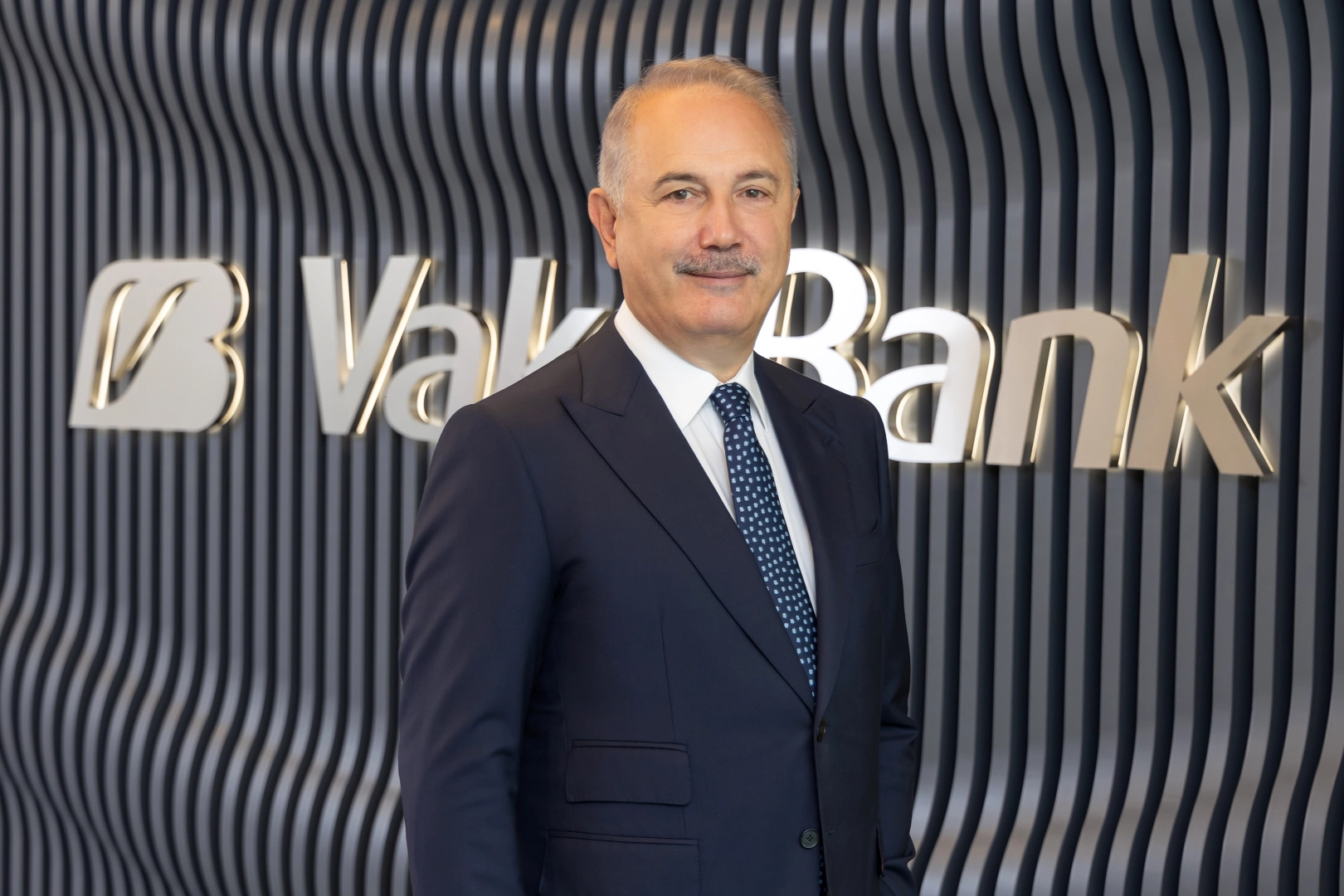 VakıfBank’ın aktif büyüklüğü 100 milyar doları aştı -