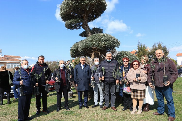 İzmir Güzelbahçe’de 'Zeytinime Dokunma' eylemi -