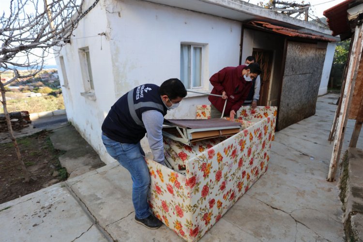 İzmir Güzelbahçe'den 250 ton kömür