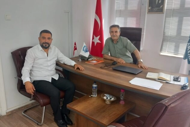 Turgay Yazıcı: “Lübnan’da soydaşlarımız ateş hattında” -