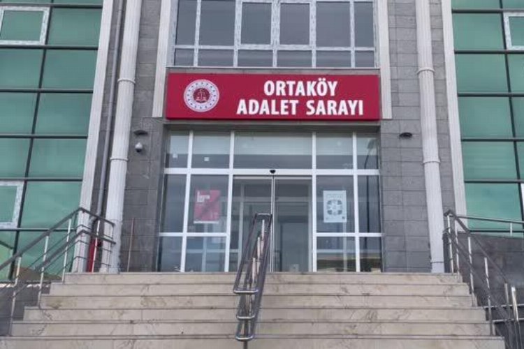 Tutuksuz yargılanan sanık öğretmen duruşmaya gelmedi -