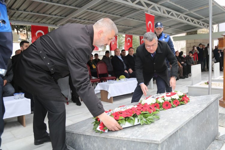 Üsküdar Vapuru şehitleri Gölcük'te dualarla anıldı -