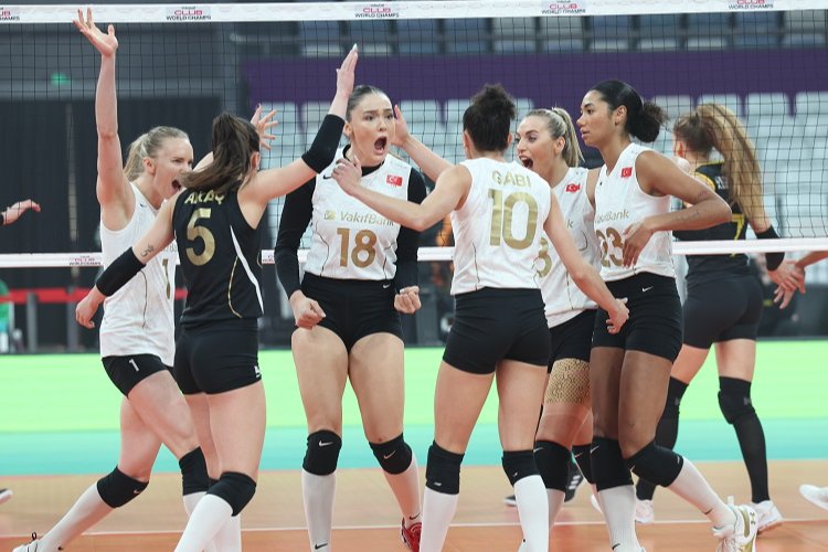 VakıfBank, Kulüpler Dünya Şampiyonası'nda yarı finalde -